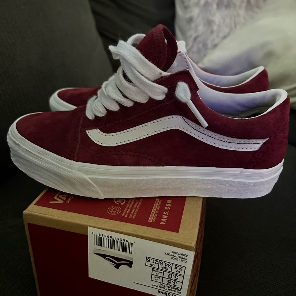 Women’s low top vans